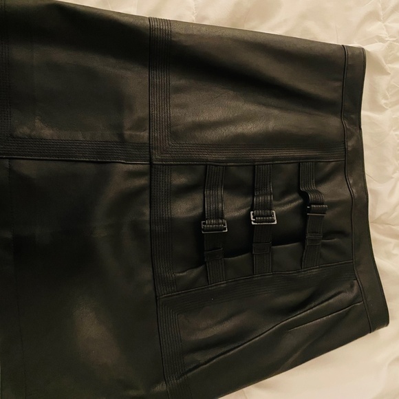 NWT bcbg Devon black faux leather mini - Picture 6 of 7